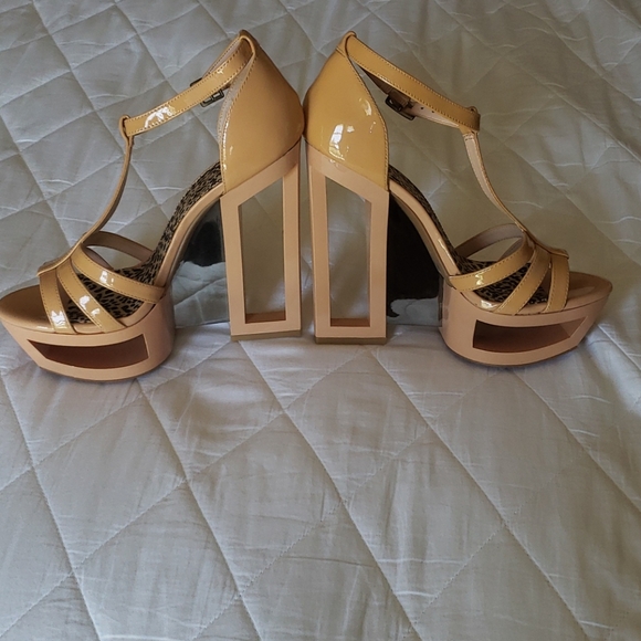 Jessica Simpson Shoes - Reposh-Heels size 9.5